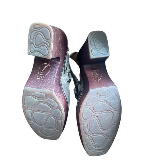 BORN HUDSON Taupe leather Distressed slingback clog squared toe. Size-10 - Picture 6 of 6